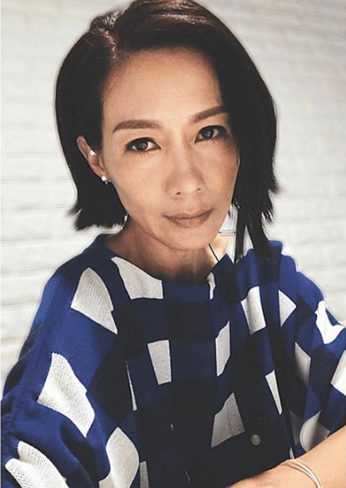 48岁“木婉清”近照曝光 身材消瘦略显憔悴，与老公结婚9年坚持不生