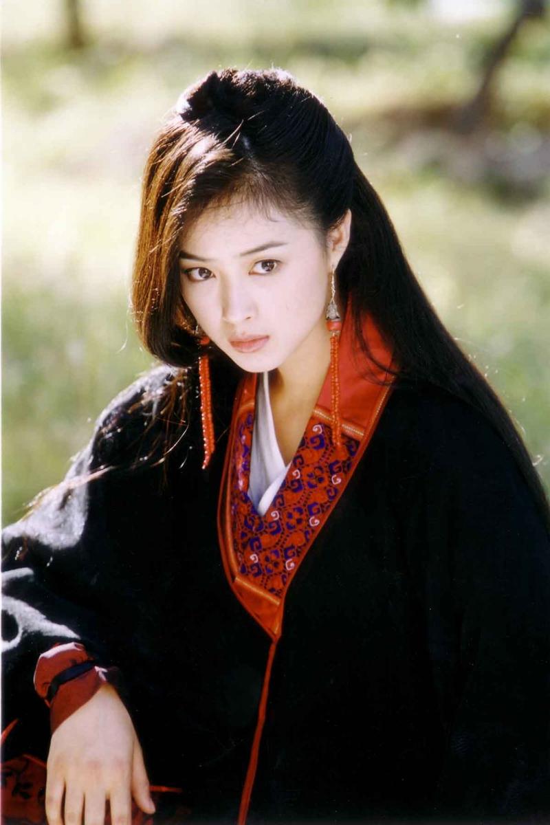 木婉清 蒙面黑衣下的绝世风华，为何成为千万网友心中的古装女神？